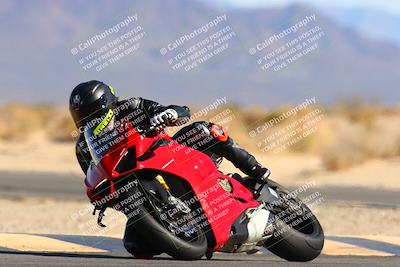 media/Feb-12-2022-SoCal Trackdays (Sat) [[3b21b94a56]]/Turn 16 (125pm)/